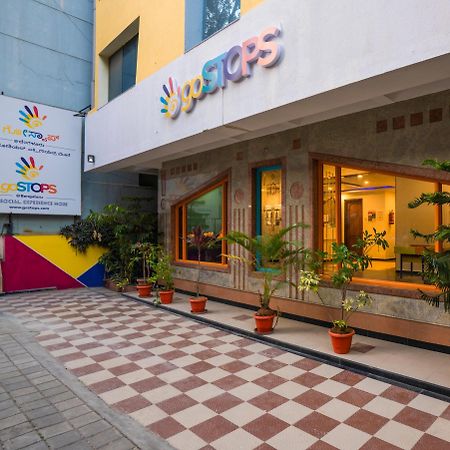goSTOPS Bengaluru Bagian luar foto
