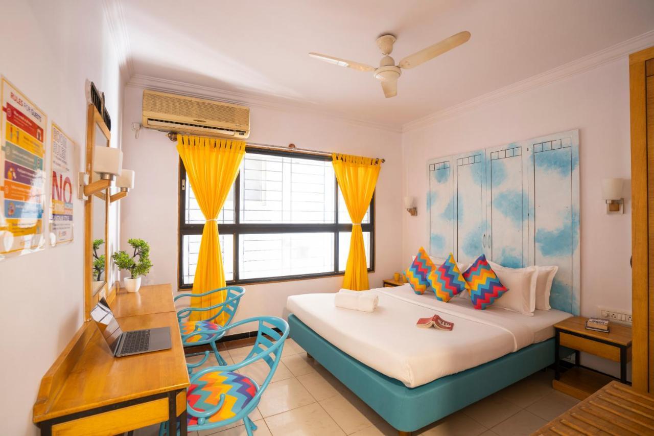 goSTOPS Bengaluru Bagian luar foto