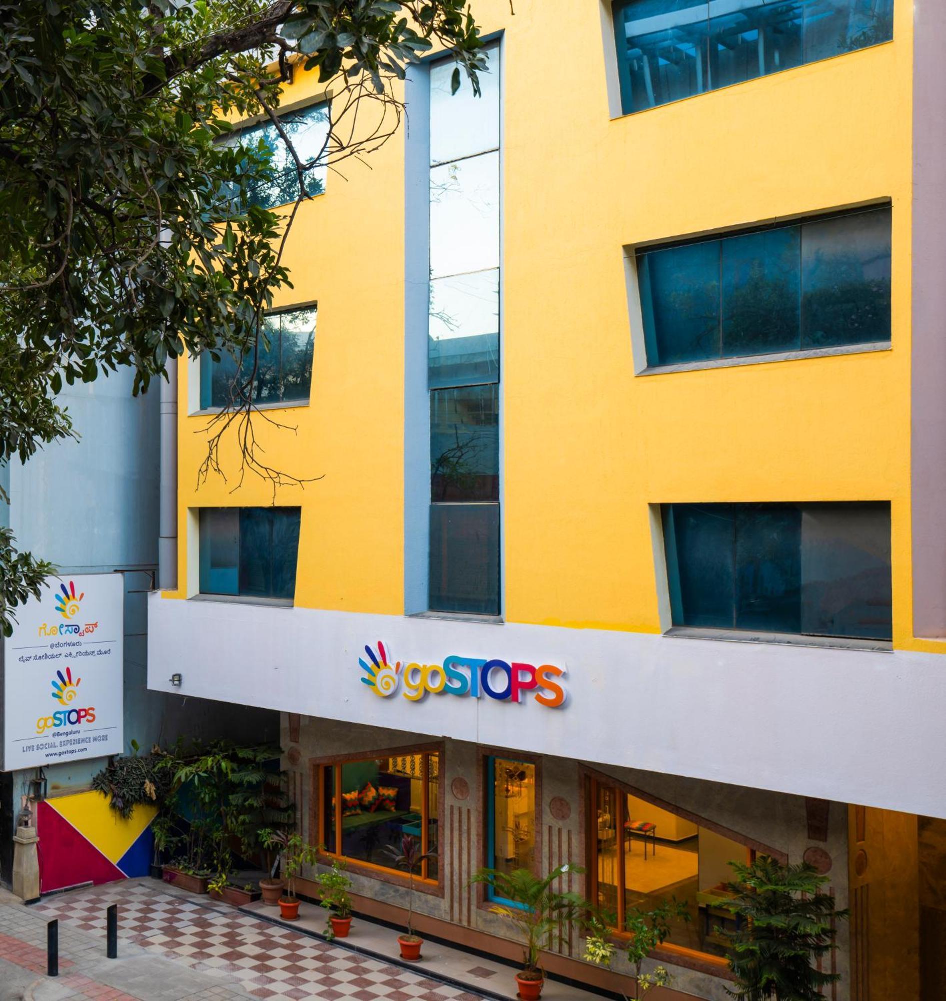 goSTOPS Bengaluru Bagian luar foto